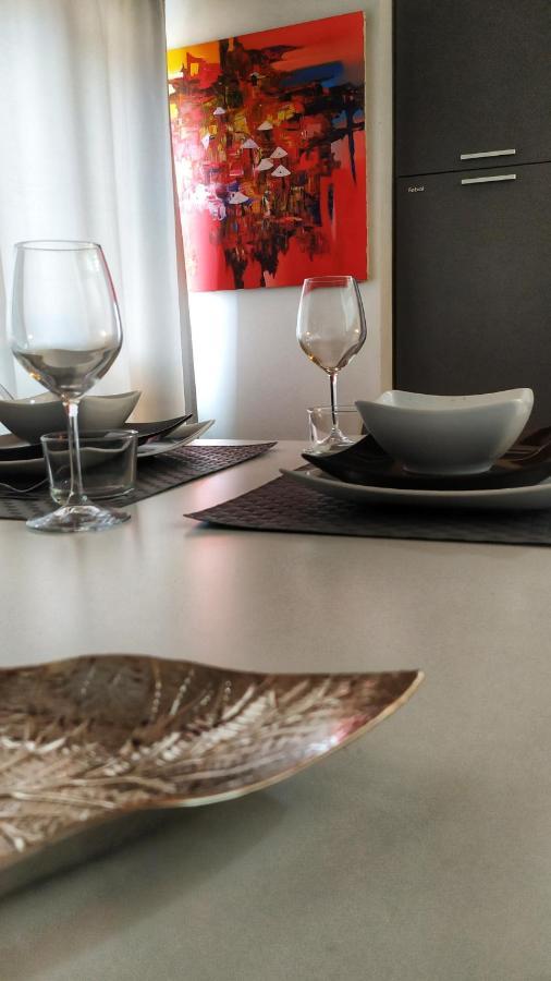 Nolo93 Attic Right In Front Of The Metro Station To Duomo Appartement Milaan
